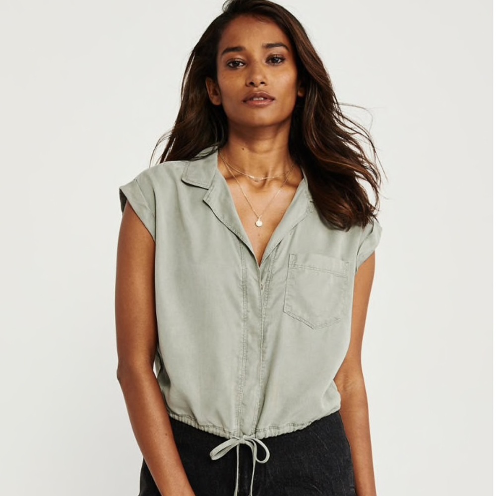 Abercrombie and Fitch cinched hem utility shirt